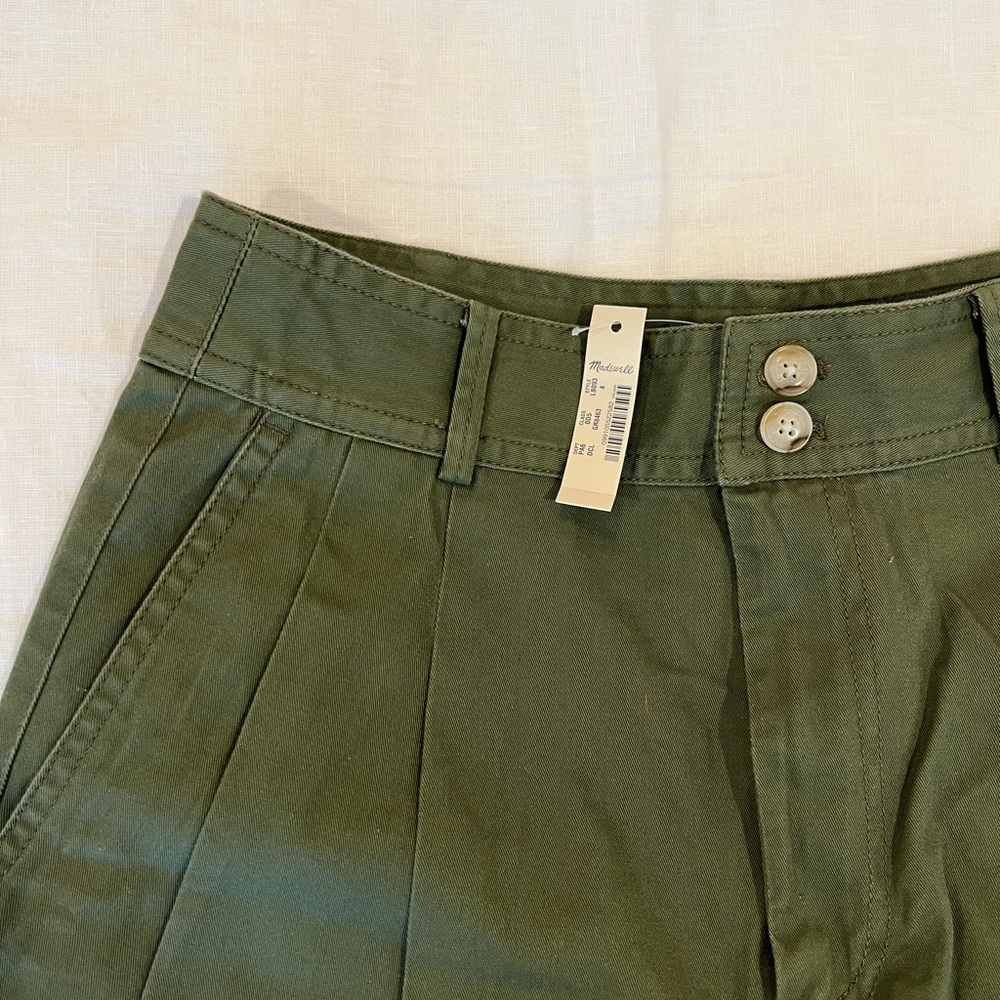NWT Madewell Pleated Shorts In Dried Clover Size 4 - Picture 5 of 7